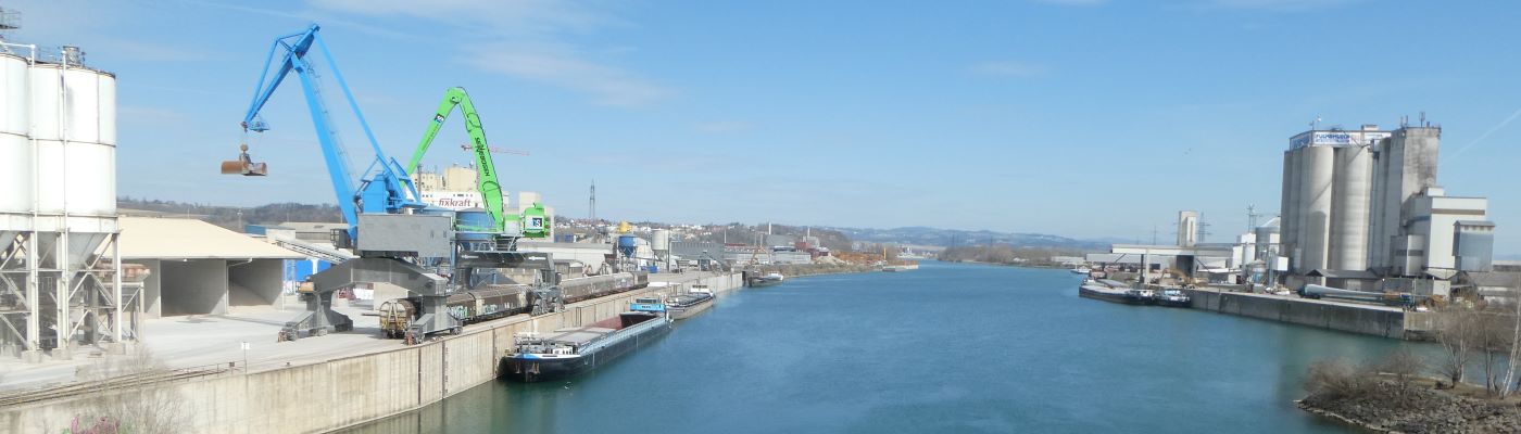 Transshipment Companies of Ennshafen Port